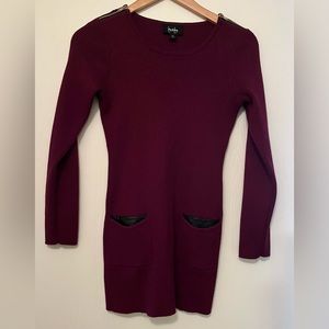 Women’s sweater tunic size Medium.